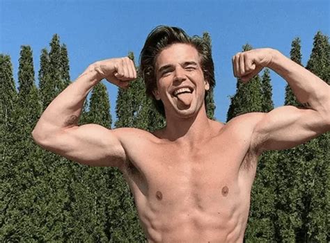 River Viiperi Biography, Height, Career, Girlfriend,。